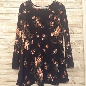Floral long sleeve